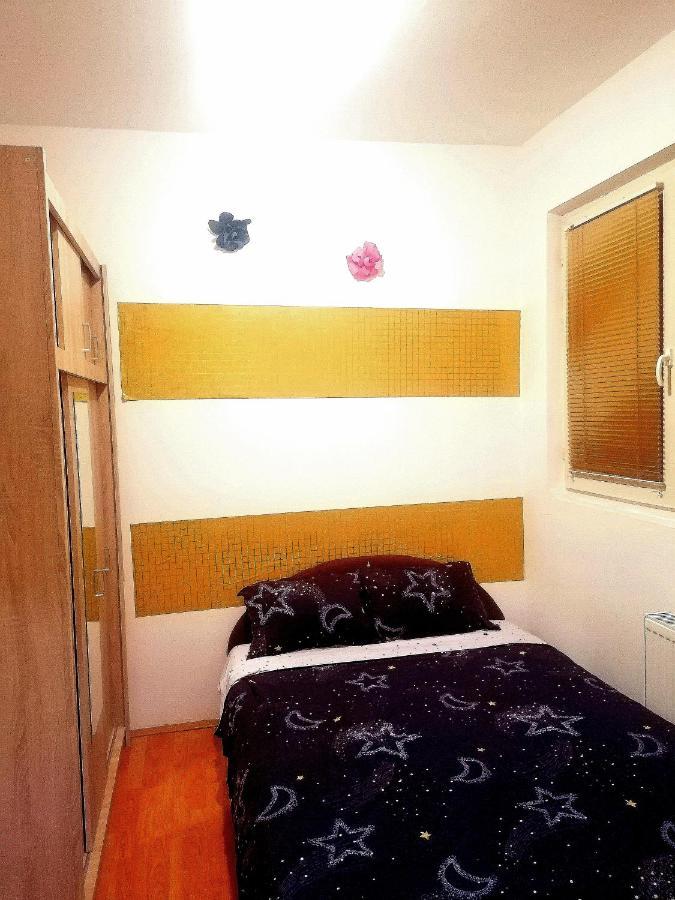 Jednosoban Stan Centar Apartment Pirot Exterior photo